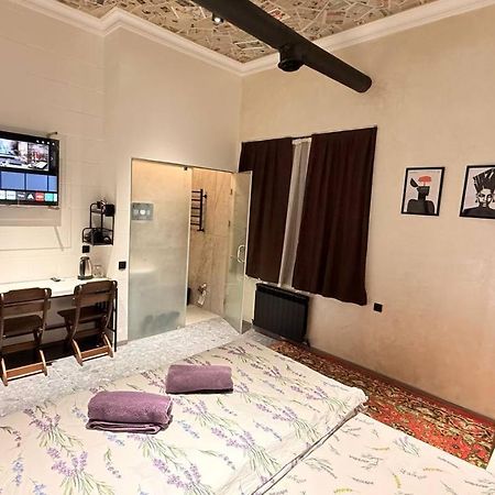 Premium Hostel Tashkent Esterno foto