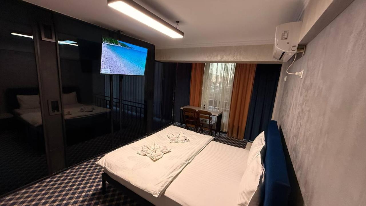 Premium Hostel Tashkent Esterno foto