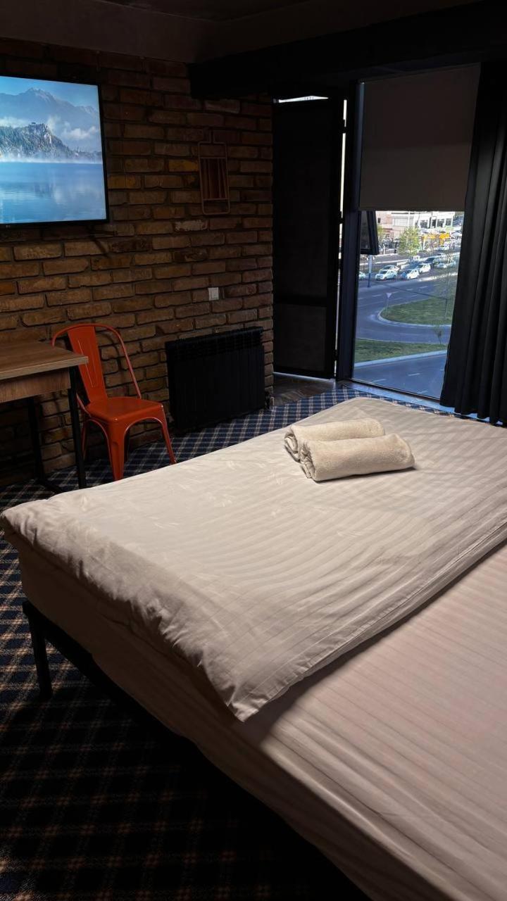 Premium Hostel Tashkent Esterno foto
