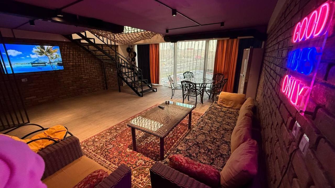 Premium Hostel Tashkent Esterno foto