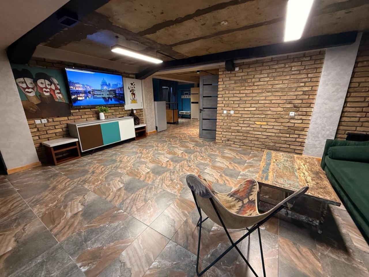 Premium Hostel Tashkent Esterno foto